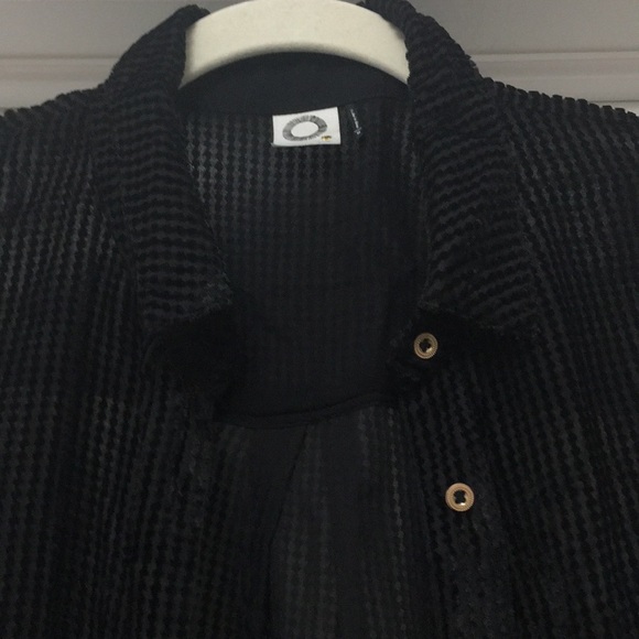 Long black chemise from Anthropologie - Picture 2 of 5